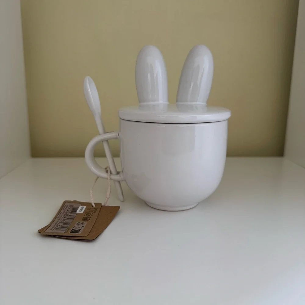 Miffy Teacup with Lid and Spoon - Picture 3 of 5
